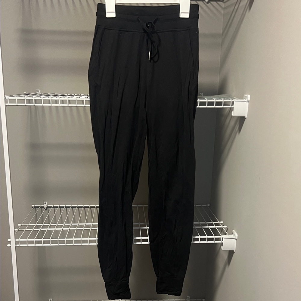 NWOT 🍋 Lululemon Black Ready to Rulu Jogger - Size 2